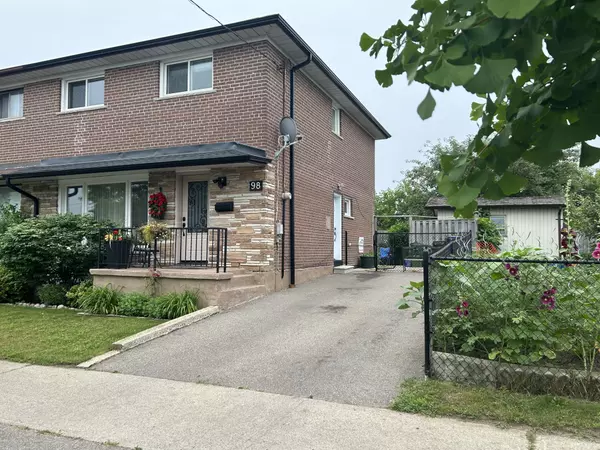 98 Elnathan CRES, Toronto W05, ON M9L 2G1