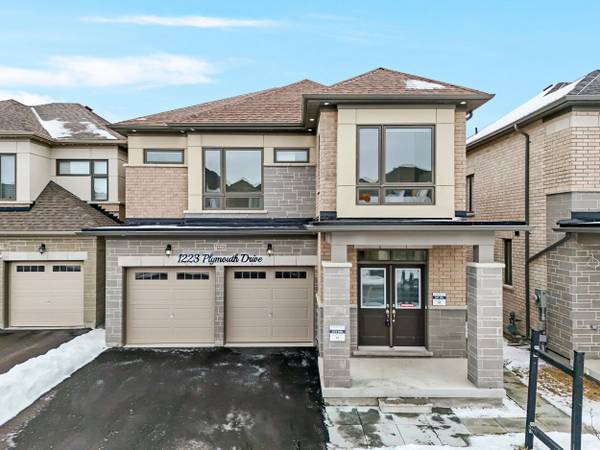 1223 Plymouth DR, Oshawa, ON L1L 0T4