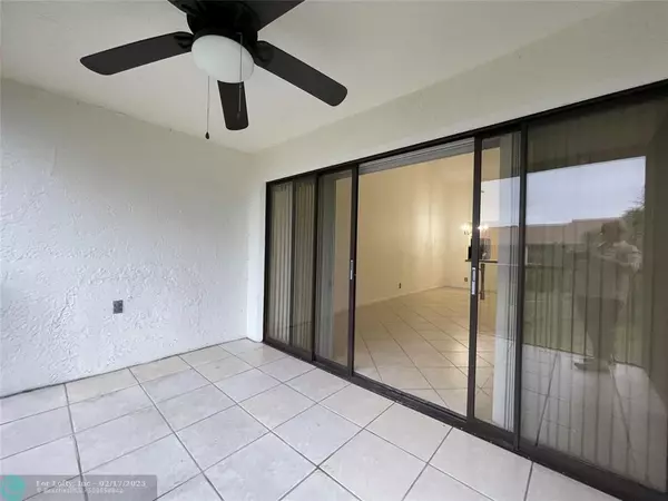 Deerfield Beach, FL 33442,2067 SW 15th St  #240