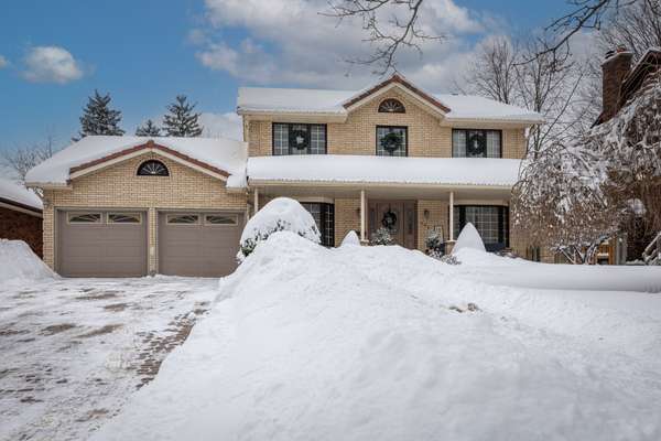 296 Head ST N, Strathroy-caradoc, ON N7G 3Z2