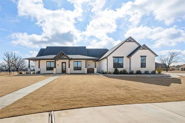 3727 Tremont Lane, Granbury, TX 76049