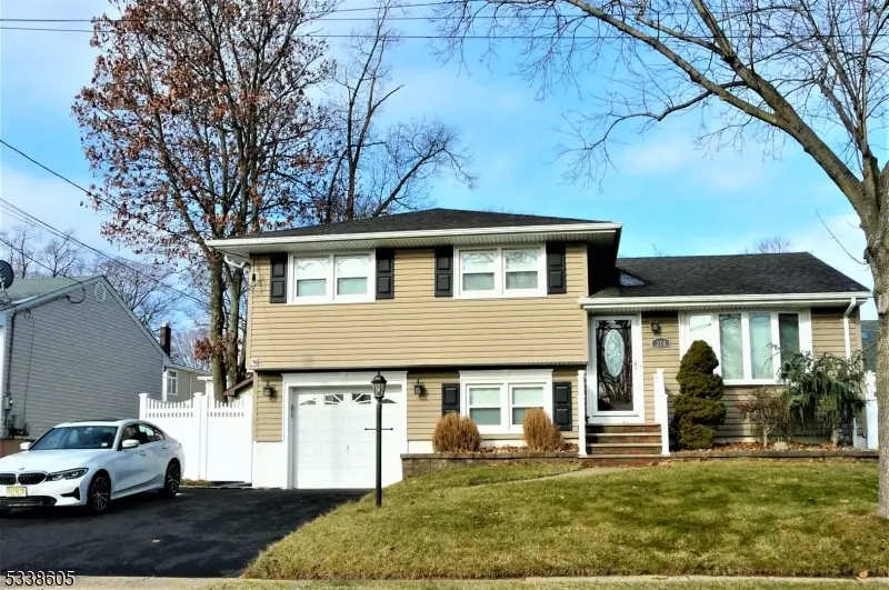 374 Foxwood Rd, Union Twp., NJ 07083