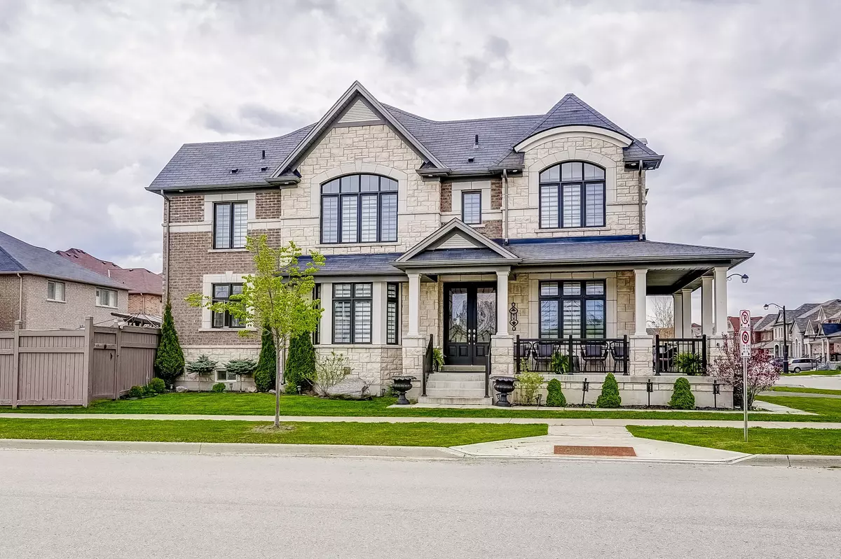 Bradford West Gwillimbury, ON L3Z 0V6,119 Belfry DR