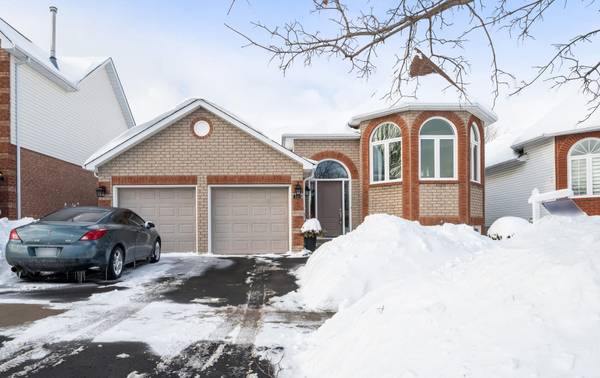 100 Freeland AVE,  Clarington,  ON L1C 4V6