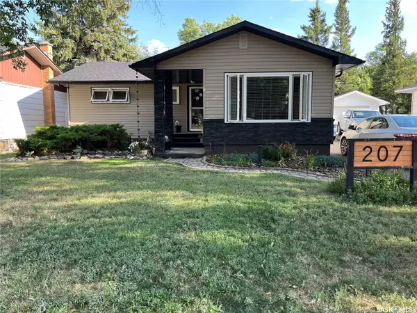 207 Dominion ROAD, Assiniboia, SK S0H 0B0