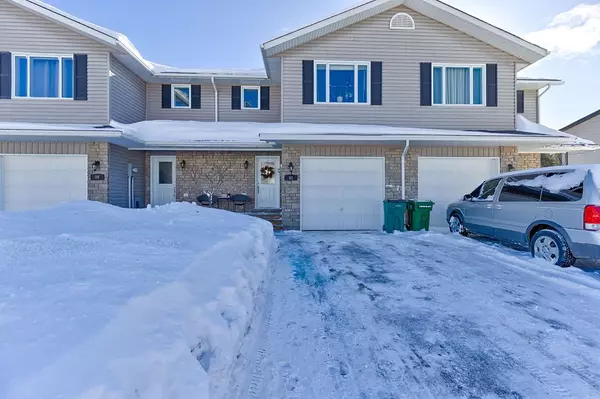 41 Winston AVE, Petawawa, ON K8H 0C1