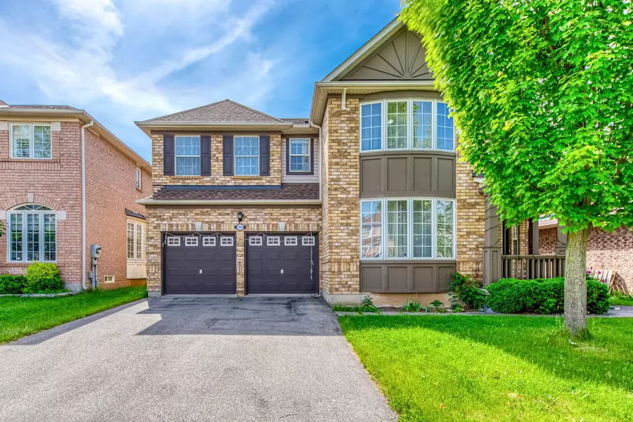 2081 Ashmore DR, Oakville, ON L6M 4T2