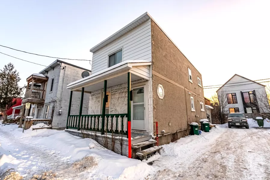 254 Emond ST, Vanier And Kingsview Park, ON K1L 7R8