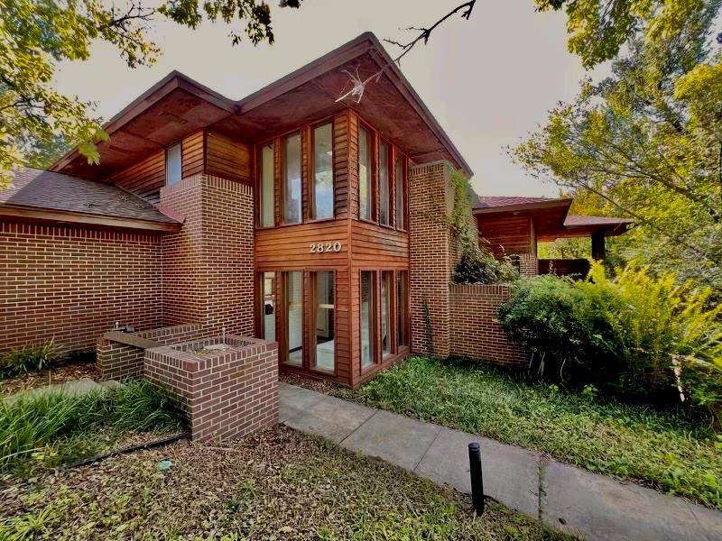 2820 Castlewood Drive, Norman, OK 73072