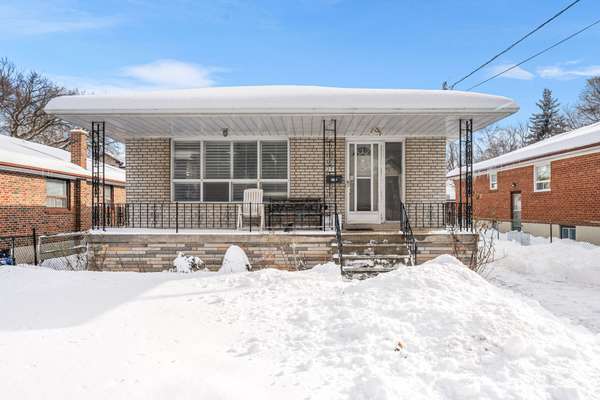 37 Madawaska AVE, Toronto C14, ON M2M 2R1