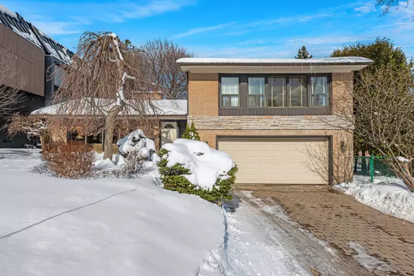 18 Flaremore CRES, Toronto C15, ON M2K 1V1