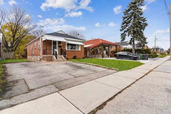 Toronto E04, ON M1R 2S2,1356 Warden AVE #Bsmt