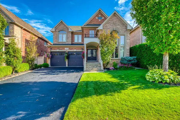 Oakville, ON L6H 7R6,2369 Awenda DR