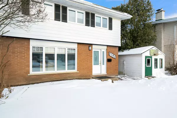 Elmvale Acres And Area, ON K1G 2P6,2193 Valley DR