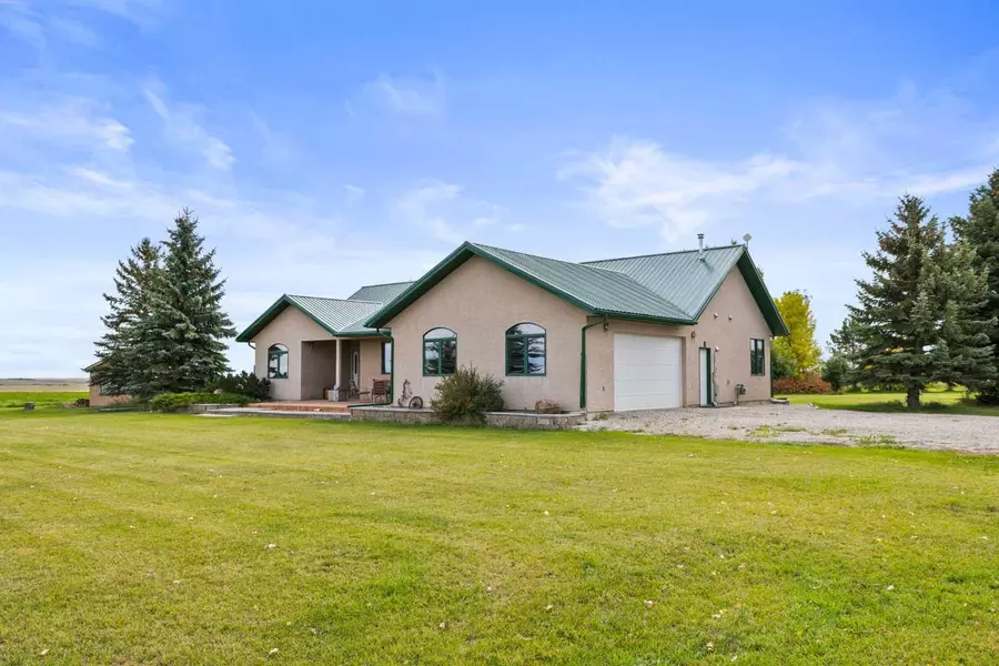 231020 Range Road 250 RD, Rural Wheatland County, AB T1P 0S6