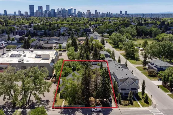 531, 533, 535 24 AVE NW, Calgary, AB T2M 1X4