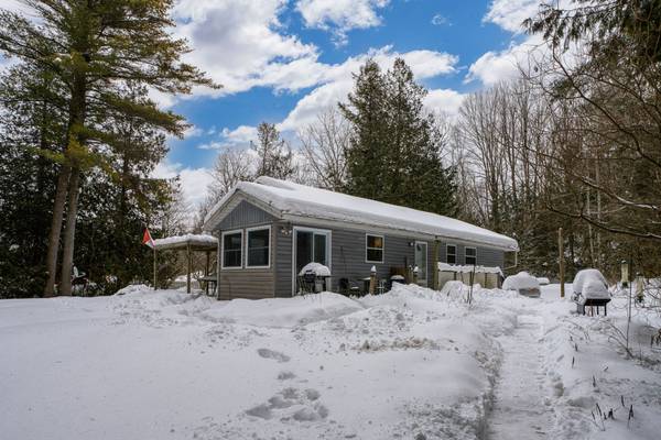 15454 Little Lake RD, Brighton, ON K0K 1H0