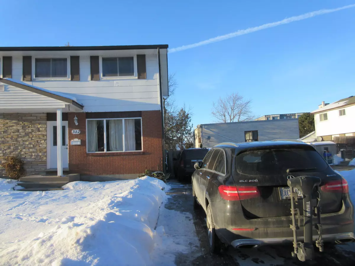 Kitchener, ON N2M 2C1,312 Karn ST