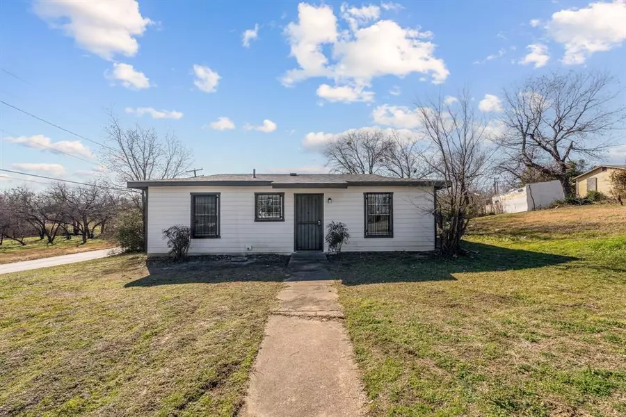 1924 Irma Street, Fort Worth, TX 76104