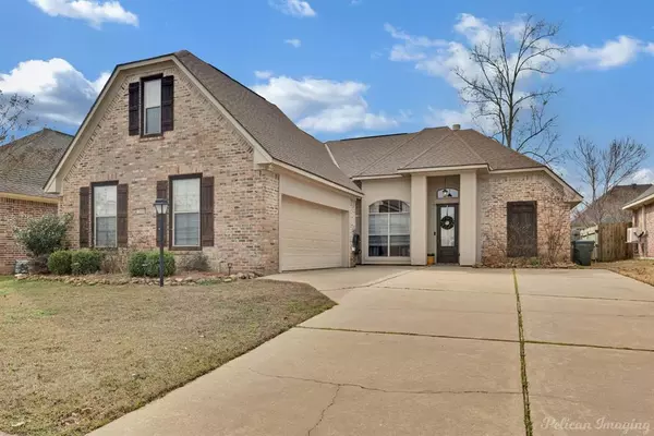 Shreveport, LA 71106,10448 Plum Creek Drive