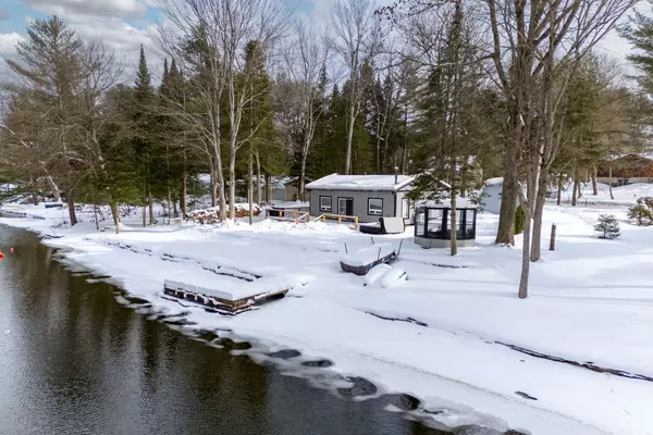 Kawartha Lakes, ON K0M 2L0,11 Little Bay DR