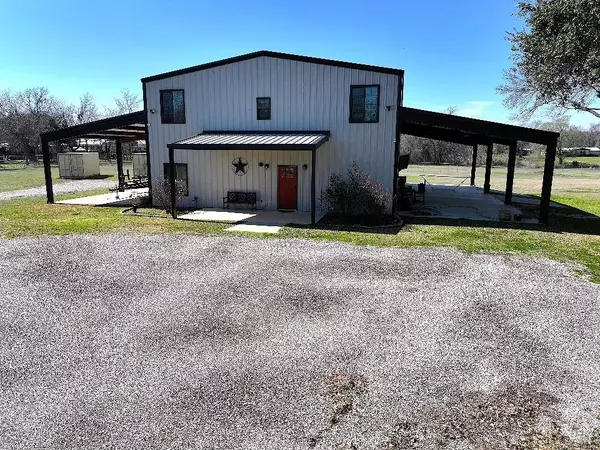 2109 Jones Drive, Tool, TX 75143