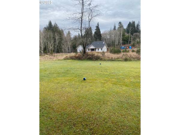 62152 BARTLESON RD, Coos Bay, OR 97420