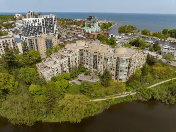 2511 Lakeshore RD W #214, Oakville, ON L6L 6L9