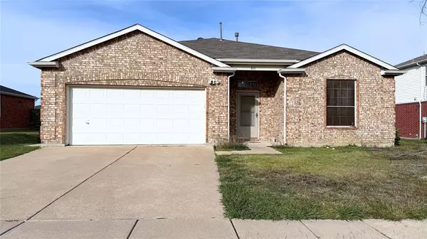 811 Dunkirk Lane, Arlington, TX 76017