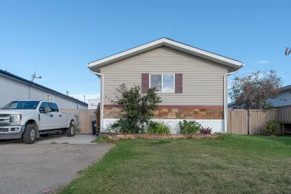 11009 95 ST, Clairmont, AB T8X5B9