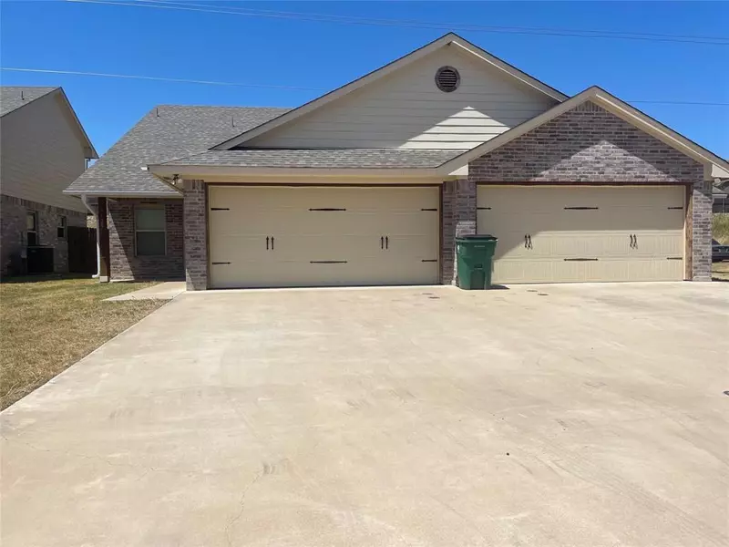 3125 Weave, Granbury, TX 76049