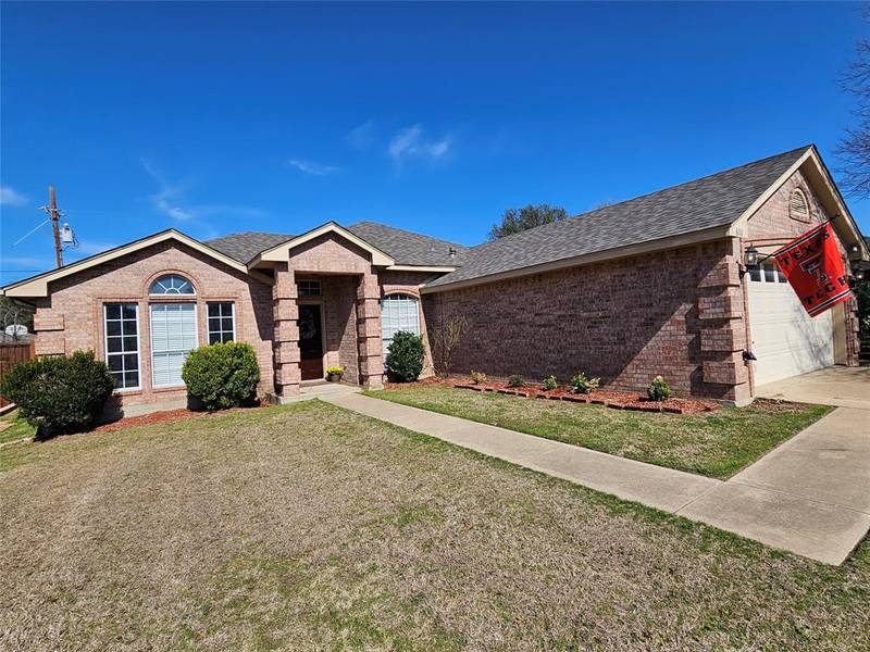 610 Brookside Drive, Cedar Hill, TX 75104