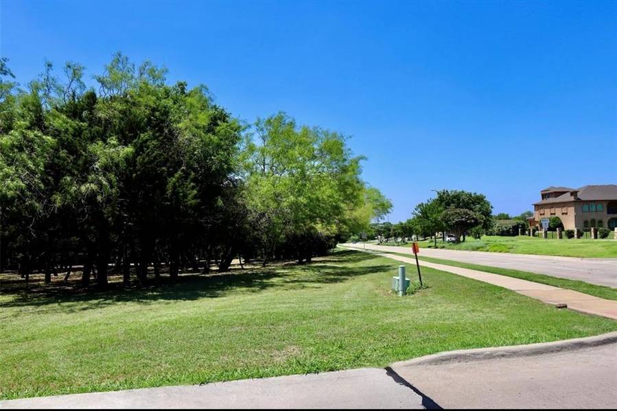 2501 Eagle Creek Drive, Cedar Hill, TX 75104