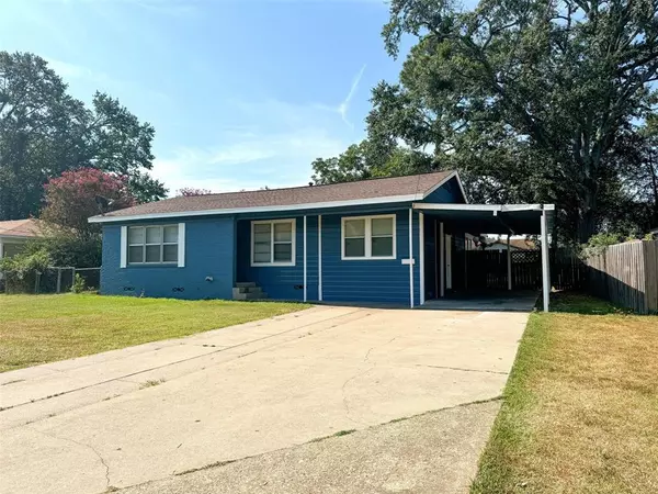 Mount Pleasant, TX 75455,1708 E 1st Street