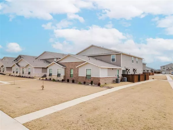 600 Fallow Drive, Venus, TX 76084