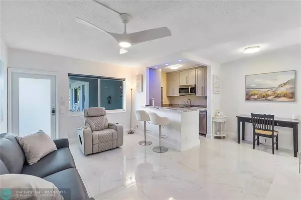 Pompano Beach, FL 33062,3232 Canal Dr  #3