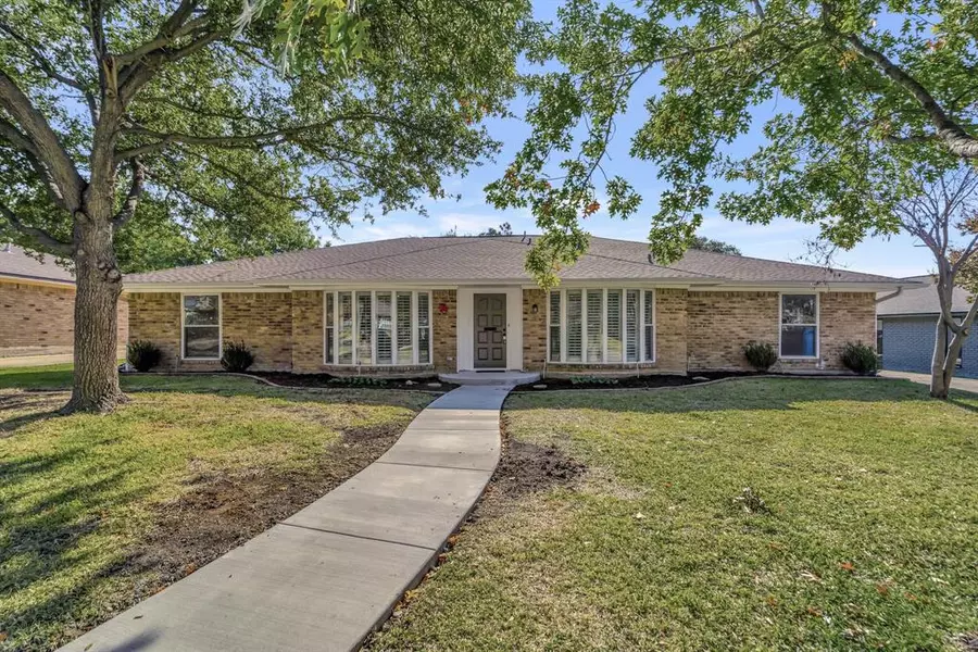 2702 S Surrey Drive, Carrollton, TX 75006