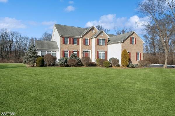 9 Horton Dr, Chester Twp., NJ 07930