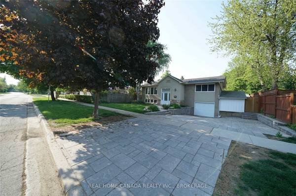 Oakville, ON L6H 2E6,1195 Holton Heights DR