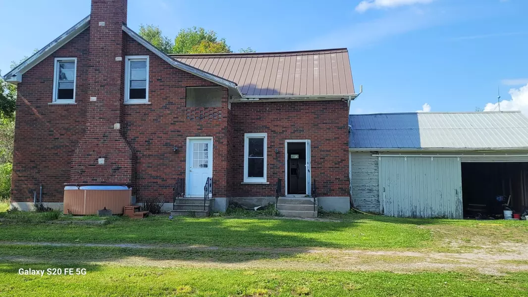 1015 Payne Line RD, Douro-dummer, ON K0L 3A0