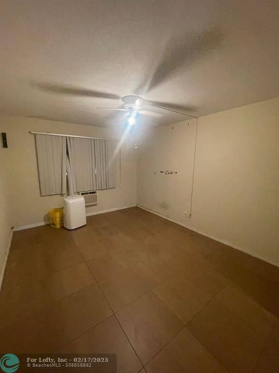 Pompano Beach, FL 33064,1350 E Sample Rd  #108