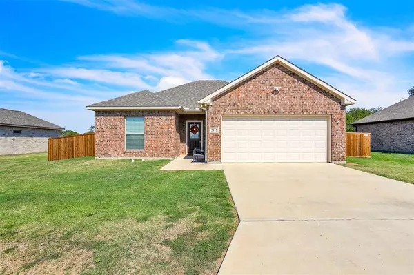 2012 Clay, Mabank, TX 75147