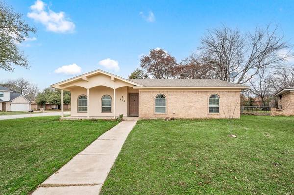 928 Madrid Court, Hurst, TX 76053