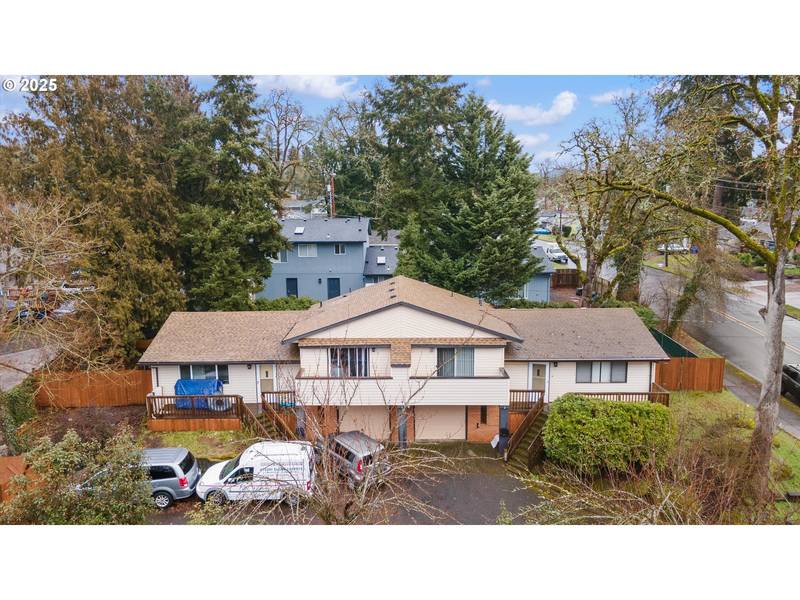 430 E HEREFORD ST, Gladstone, OR 97027