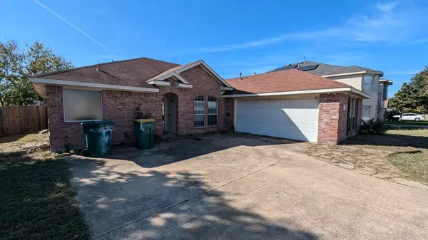 438 Tranquility Lane, Cedar Hill, TX 75104