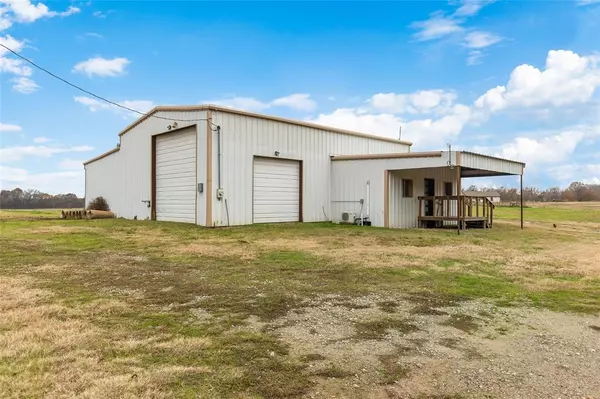 641 RS County Road, Point, TX 75472