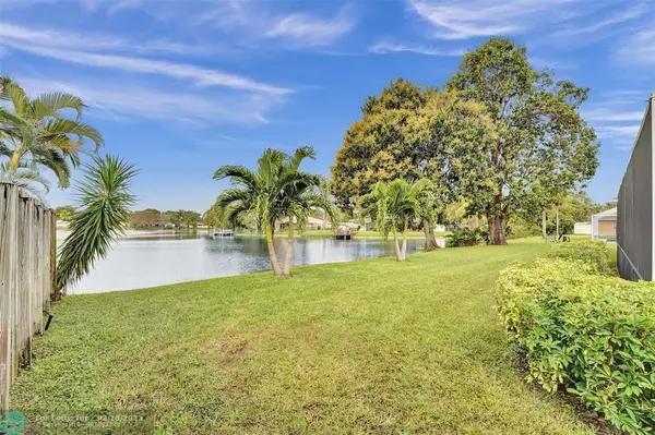 Plantation, FL 33317,6567 SW 20th Ct