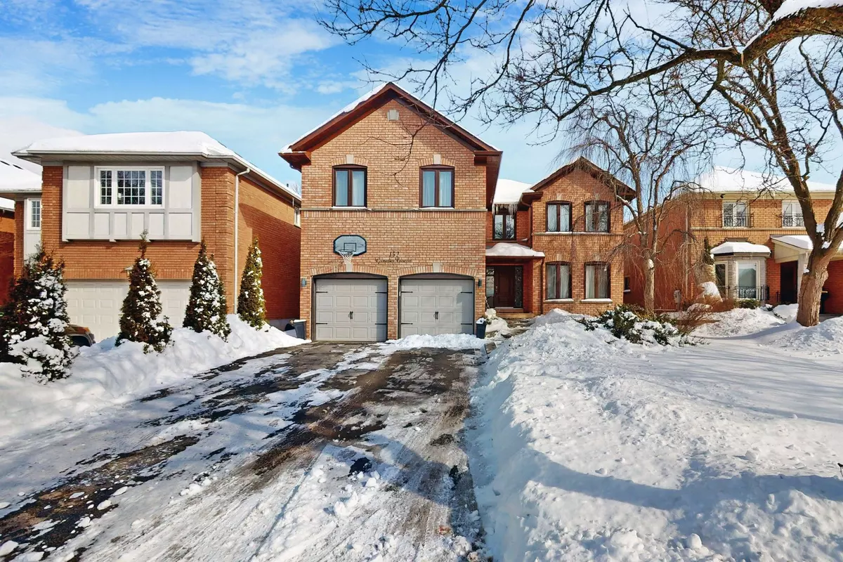 Vaughan, ON L4J 7V6,152 Grenadier CRES