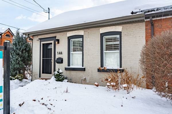 144 Young ST, Hamilton, ON L8N 1V6