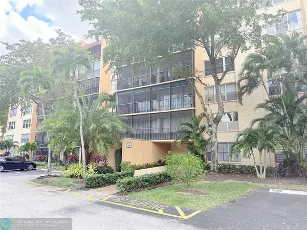 3771 Environ Blvd  #355, Lauderhill, FL 33319